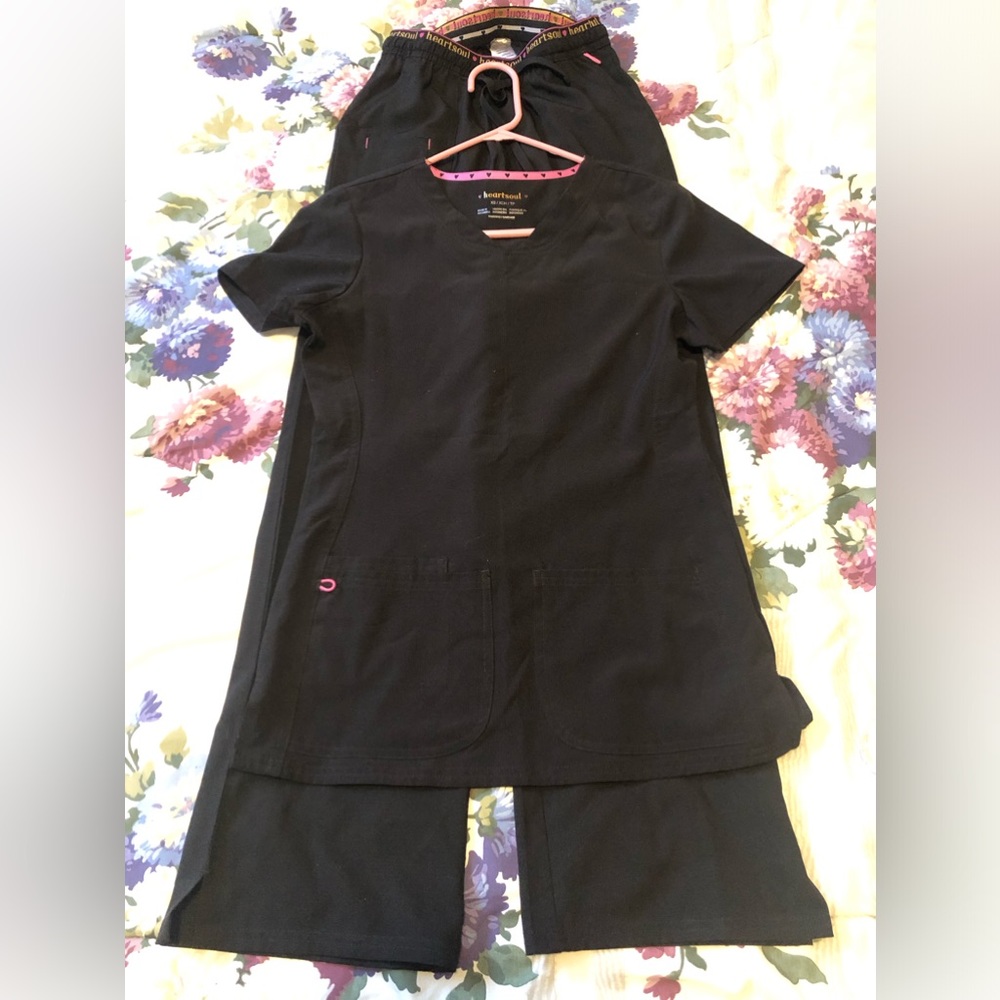 Heart Soul scrubs XS